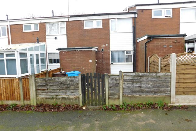 24, Merlin Close, Oldham photo 2