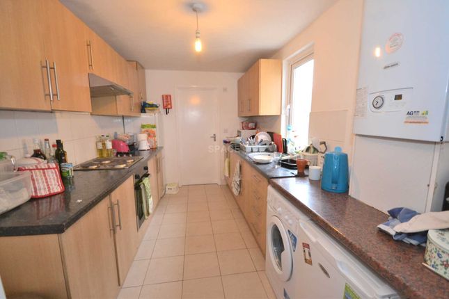 Terraced house to rent in Hatherley Road, Reading, Berkshire