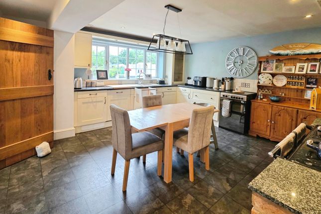 25, Donington Road, Horbling photo 3