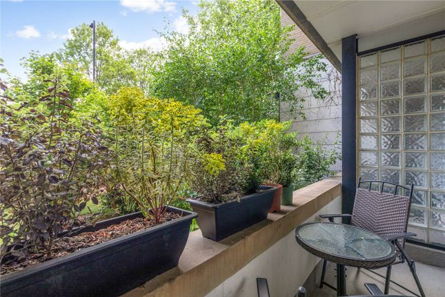 Flat 3, Claremont Heights, 70, Pentonville Road, London photo 4