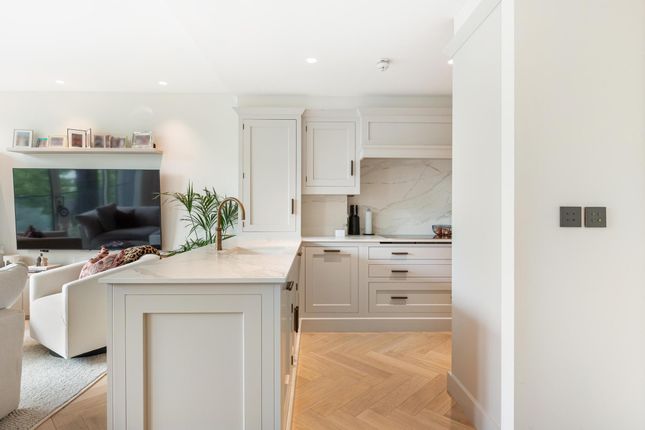 Flat 202, The Chilterns, Marylebone photo 4
