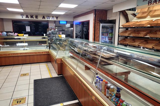 Retail premises for sale in Cafe &amp; Sandwich Bars HD5, West Yorkshire