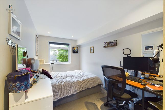 Flat for sale in Glena Mount, Sutton