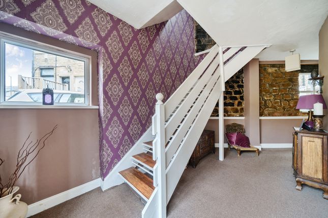 90, Stamford Road, Ashton-under-Lyne photo 4