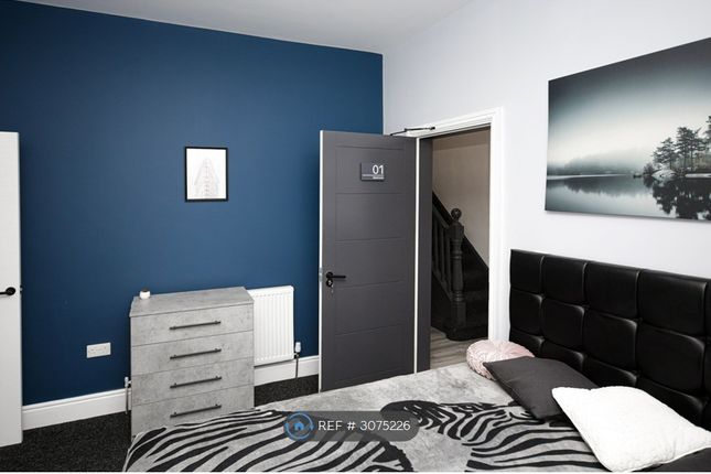 Shaftesbury Road, Swinton, Manchester photo 5