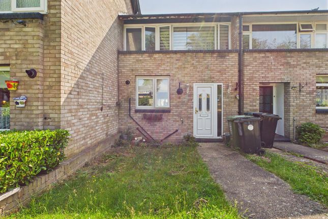 3-bed house on 26, Raphaels, Basildon, £300,000