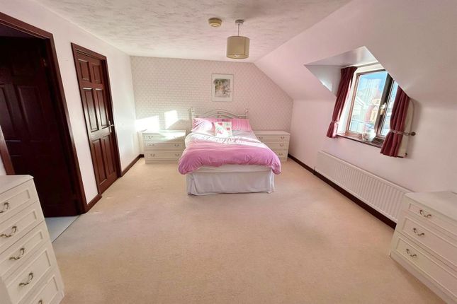 Detached house to rent in Danes Court, Riccall, York