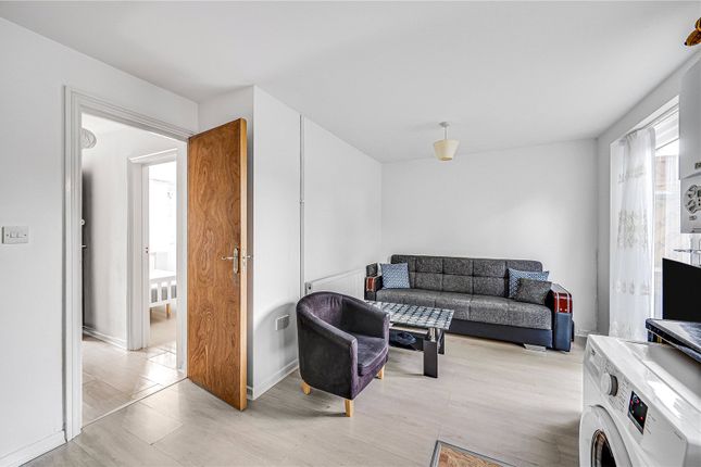 Thumbnail Flat to rent in Yeomans Way, London