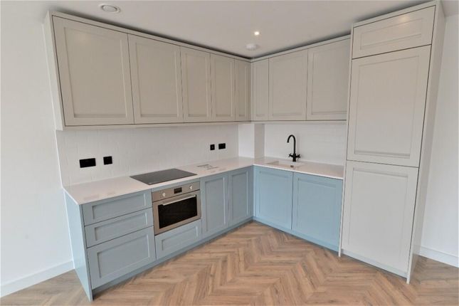 1-bed flat on Brook Street, Kingston upon Thames, £447,000