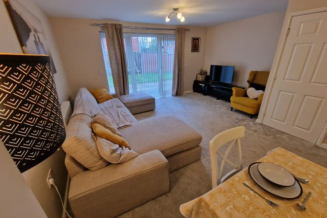 Property to rent in Guide Post Road, Manchester