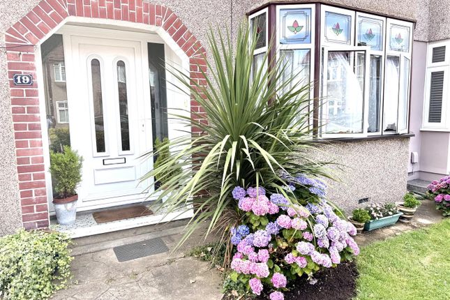 19, Oakhurst Avenue, Bexleyheath photo 2