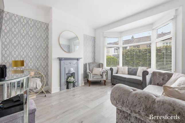 11, Vine Street, Romford photo 2