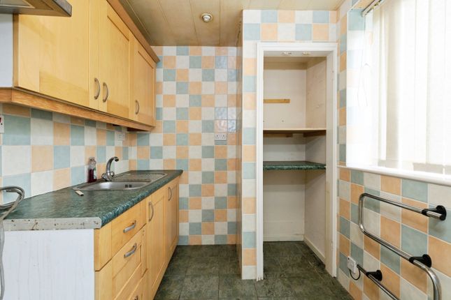 1-bed flat on 4, St. Keverne Square, Newcastle upon Tyne, £35,000