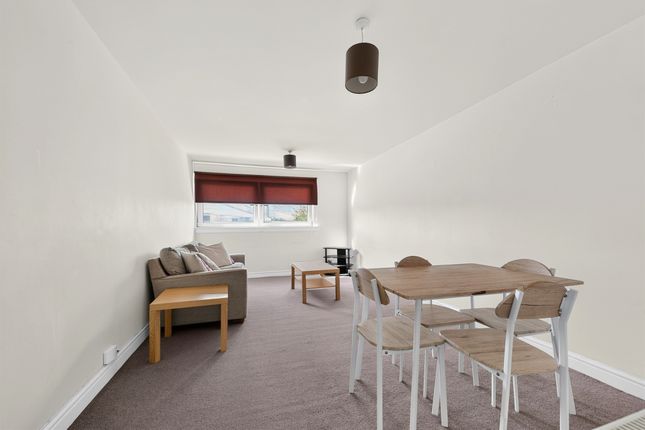 Flat 2/4, 9, Western Avenue, Glasgow photo 2