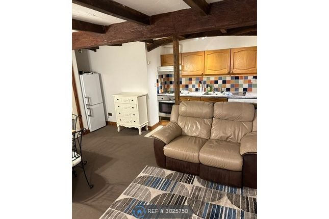 Coach House Mews Bathafarn Hall, Llanrhydd, Ruthin photo 2