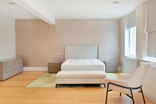 Cheval House, London photo 3