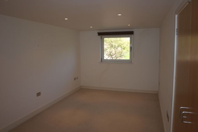 Shared accommodation to rent in Alexander Lane, Brentwood