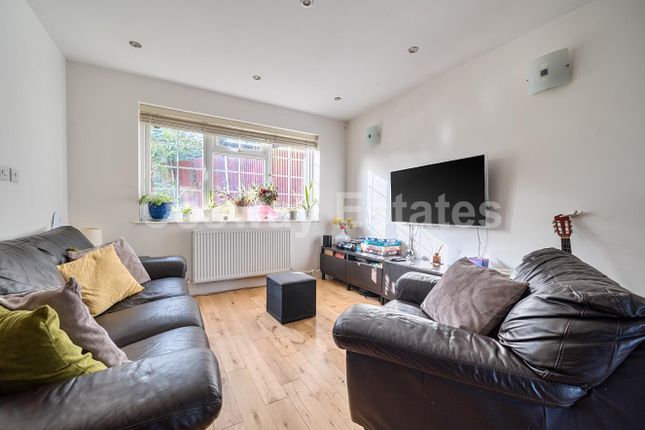 19a, Moorlands Avenue, Mill Hill, NW7, Mill Hill photo 2