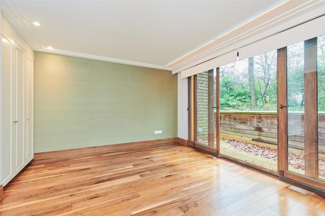 Flat to rent in The Bishops Avenue, Kenwood