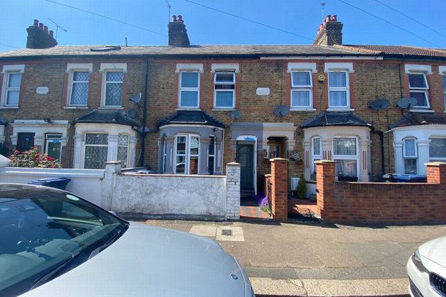 8, Ellison Garden, Southall, London photo 2