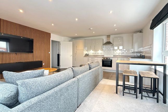 Living/Kitchen