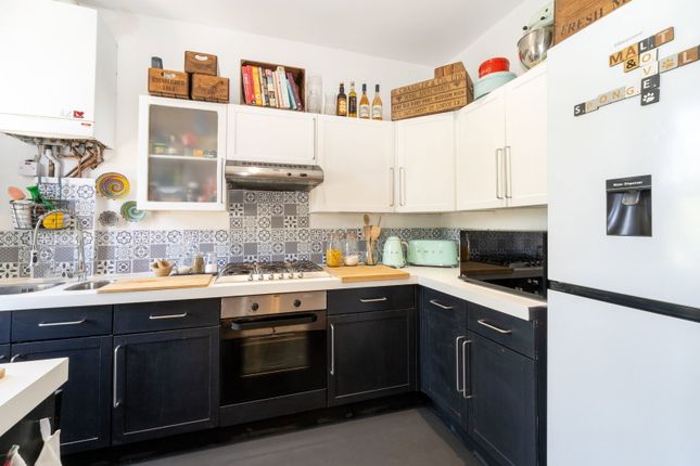 30,Flat A, Hermon Hill, London photo 4