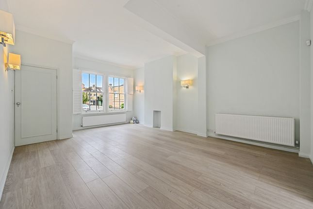 Mews house to rent in Caroline Place Mews, Bayswater, London