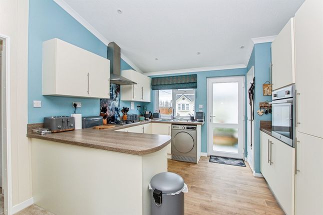 3, Oakdale Place, A47, WISBECH photo 2