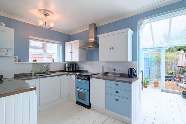 38, Bay View, Paignton photo 4