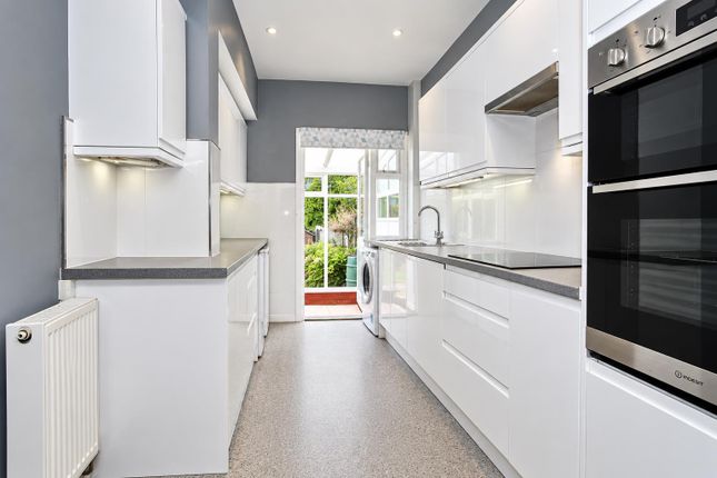 41, Milton Road, Wallington photo 4
