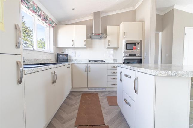 Mobile/park home for sale in Chester Park, Omar Avenue, Clacton-On-Sea