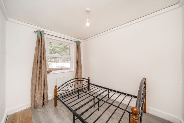 2, Clifton Way, London photo 4
