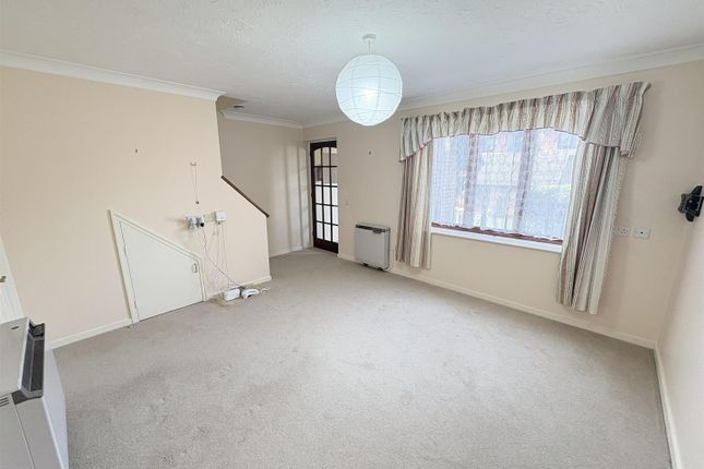 8, Brinkcliffe Gardens, Sandown photo 2
