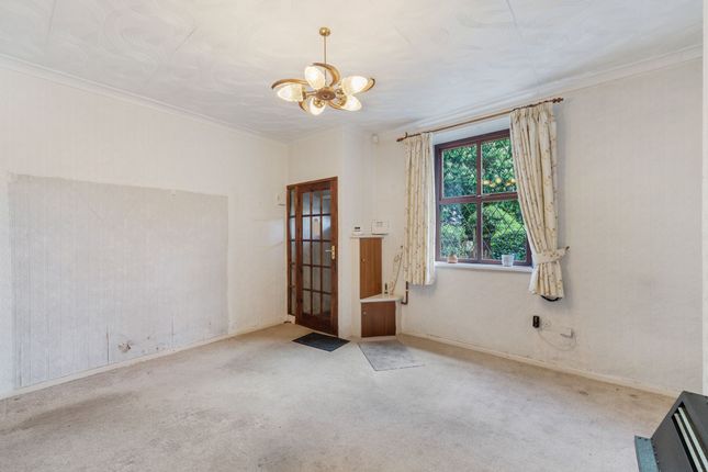 12 Whitehill Cottages, Bolton photo 4