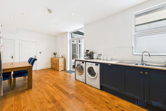 54, Adelaide Street, Fleetwood photo 4