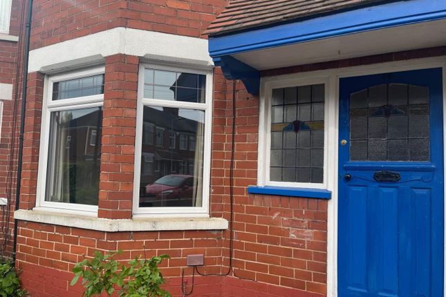 Terraced house to rent in Aysgarth Avenue, Hull
