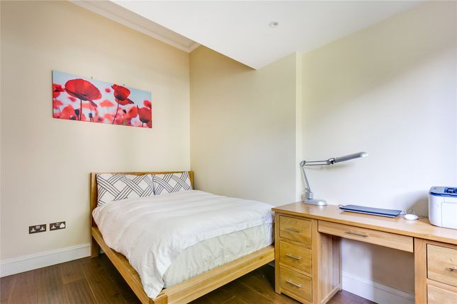 Flat to rent in Penywern Road, Earls Court