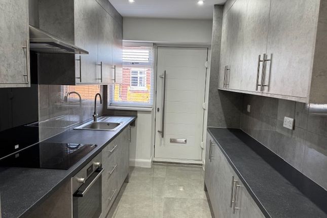 7a, Fieldhouse Drive, Telford photo 2