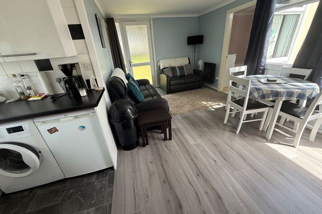 Chalet 212, Carmarthen Bay Holiday Village, Kidwelly photo 5