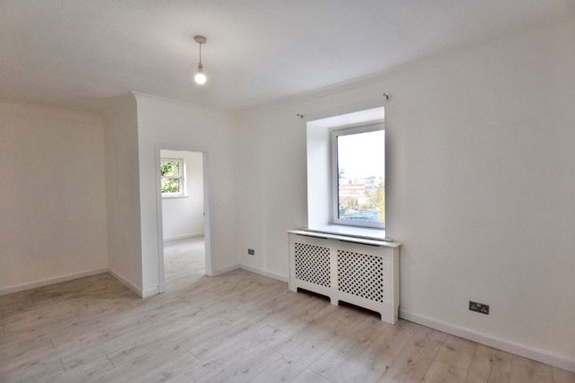 5, 28, Braeside Street, East Ayrshire photo 5