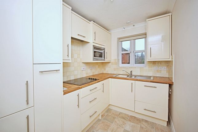 48, Saffron Meadow, Stratford-Upon-Avon photo 4