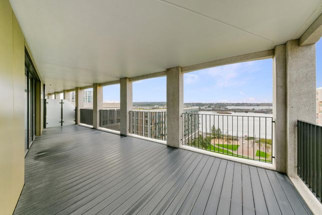 75 Pinnacle House  4, Schooner Road, London photo 4