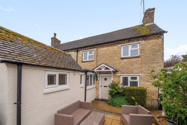 Thumbnail Cottage for sale in Bampton, Oxfordshire