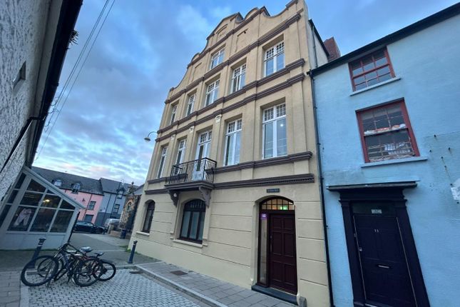 4 Bed Student Property For Rent