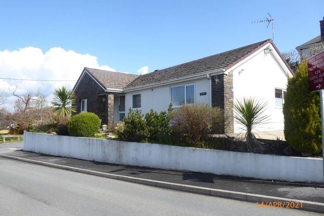 Thumbnail Bungalow to rent in Bolahaul Rd, Cwmffrwd, Carmarthen