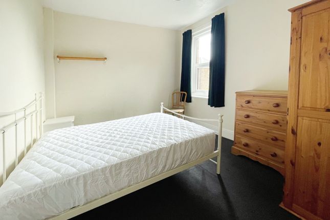 3 Bemister Road, Bournemouth photo 2