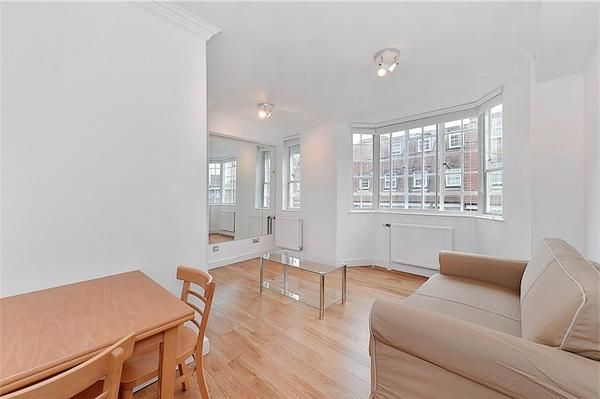 Flat to rent in Sloane Avenue, Chelsea