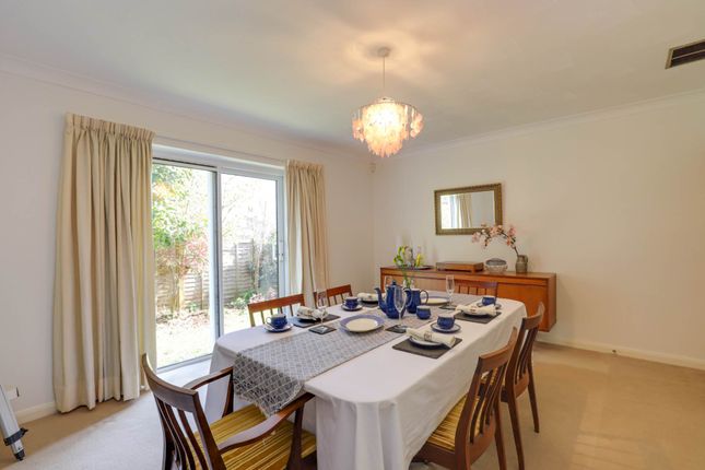 16, St Peters Avenue, Reading photo 4