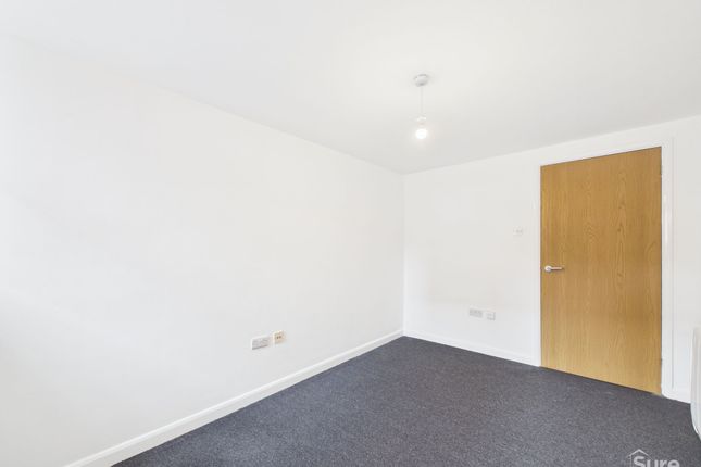 48, Trivett Square, NOTTINGHAM photo 2