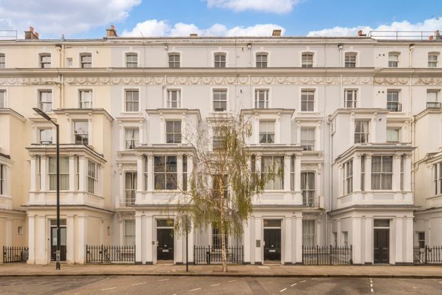 Flat for sale in Leinster Square, Notting Hill